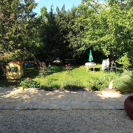 D'hotes L'atelier Couette-café Campagne (Dordogne)