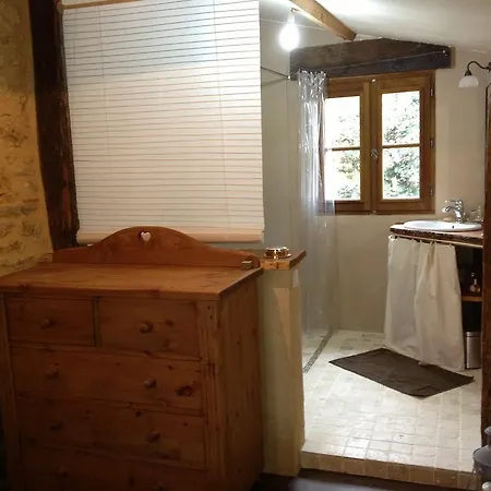Couette-café D'hotes L'atelier Campagne (Dordogne)